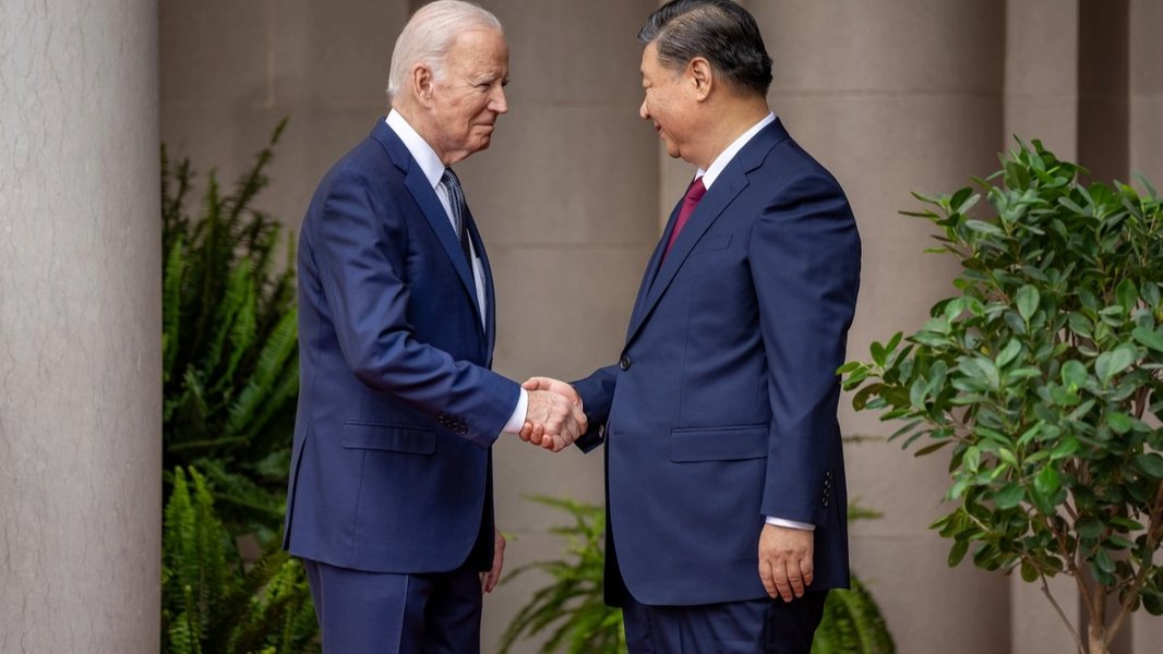 From Competition to Cooperation: Can US-China Engagement Overcome Geopolitical Barriers in AI Governance?
